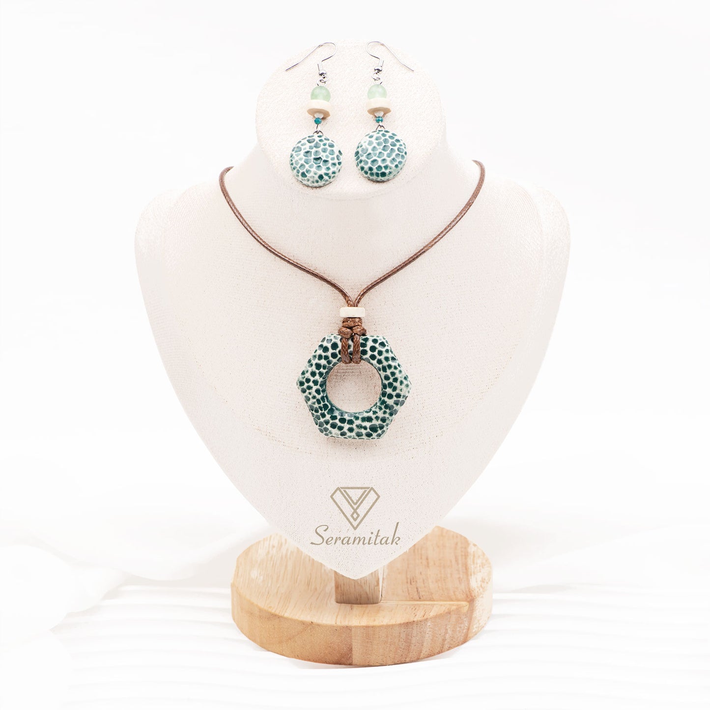 Altı Arasında – Seramik Kolye & Küpe Seti | Yeşil