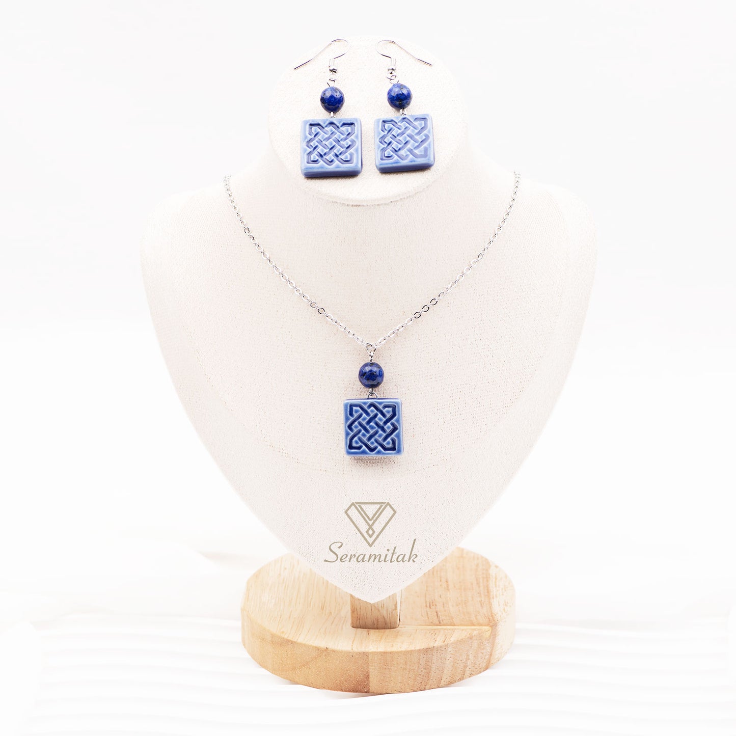 Kutsal Düğüm – Seramik Kolye & Küpe Seti